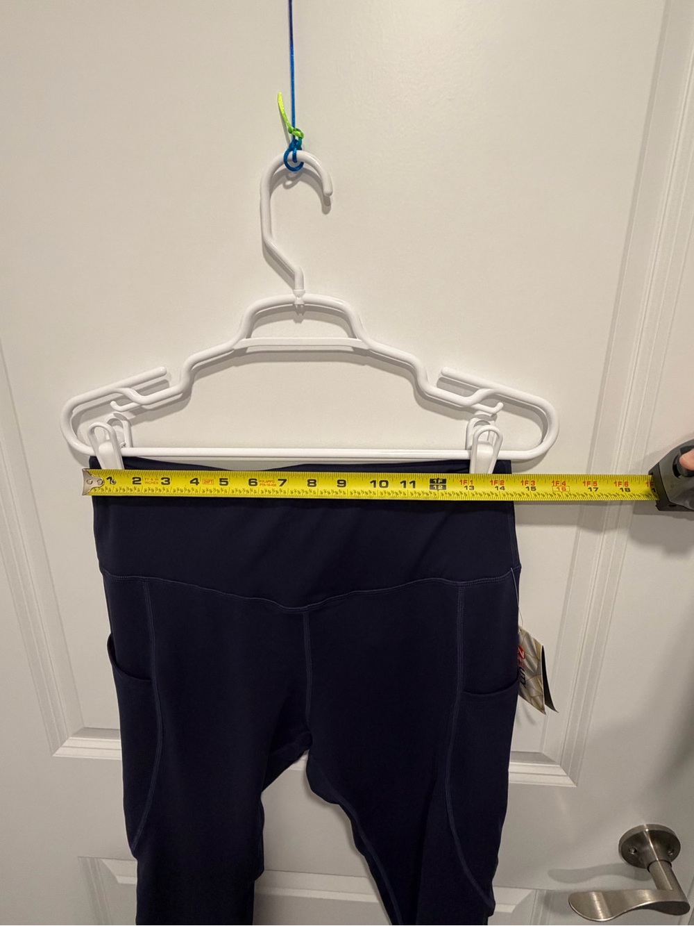 ZUTY High Waist Capri Leggings Navy Blue Size L Side Pockets NWT